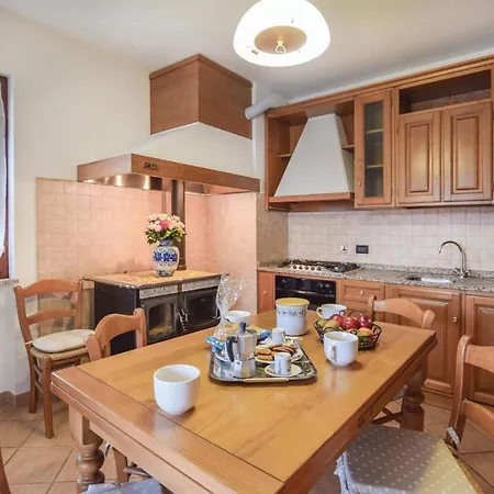 Casa Giovanni Holiday home Tavarone